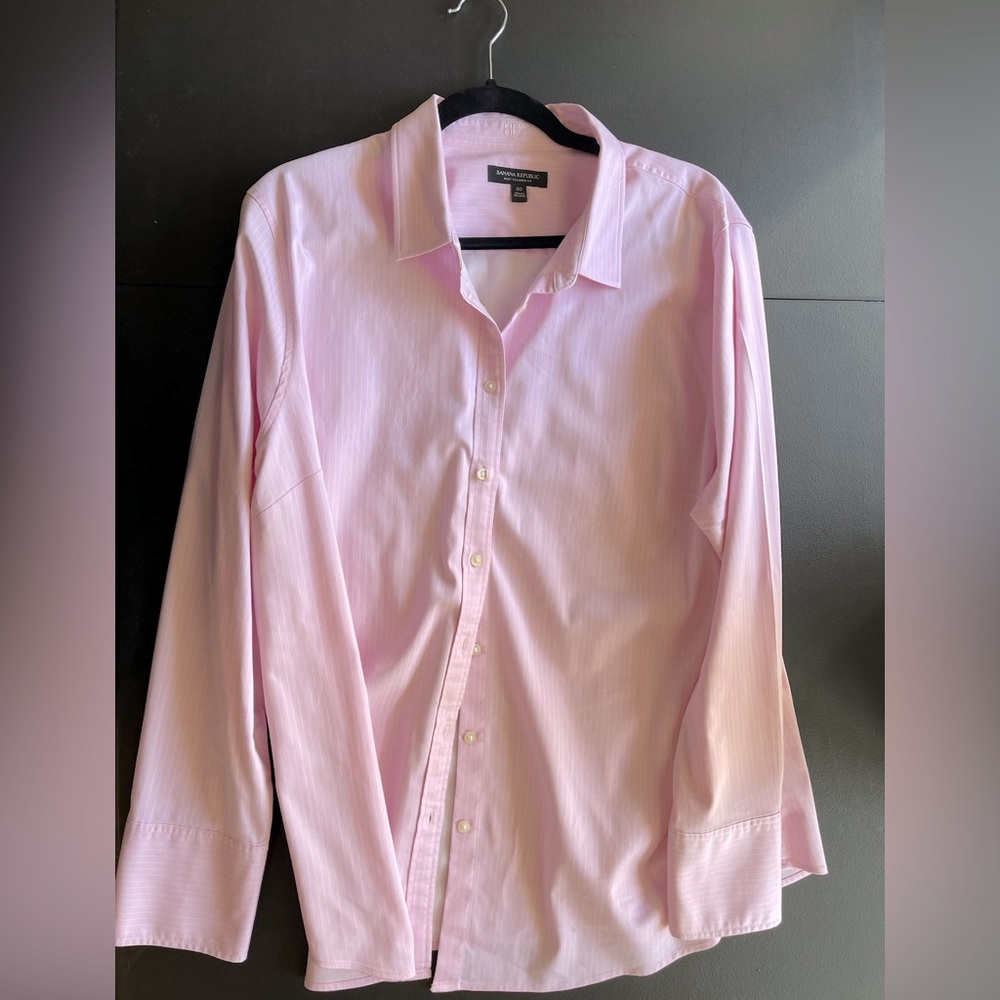 Pink pinstripe banana republic size 20 button down